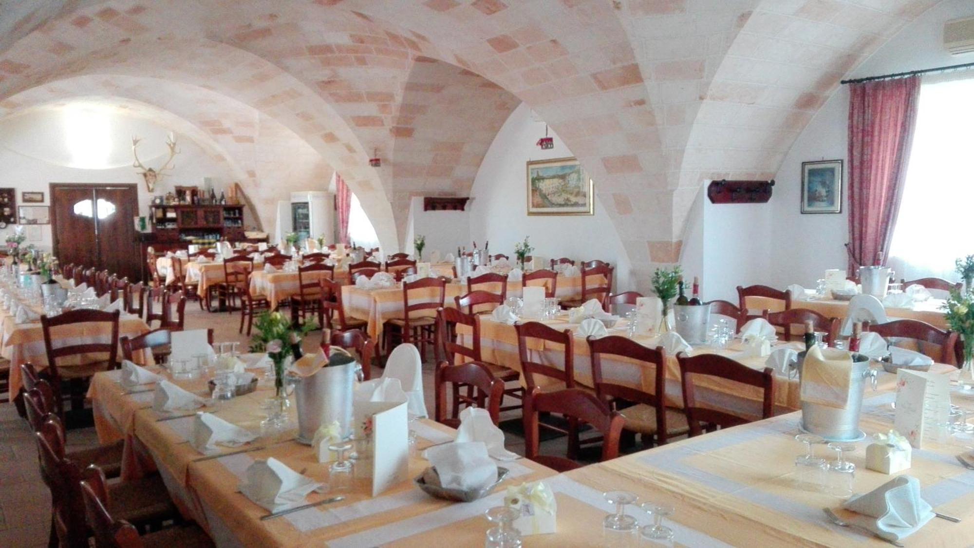 Relais La Giara Pensionat Manduria Exteriör bild